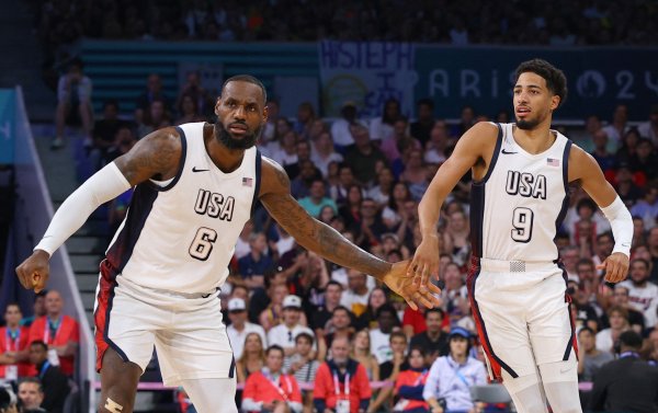 Người hâm mộ thích các ngôi sao hơn là các đội? Harry: Vì James, tôi ủng hộ Cavaliers & Heat & Lakers