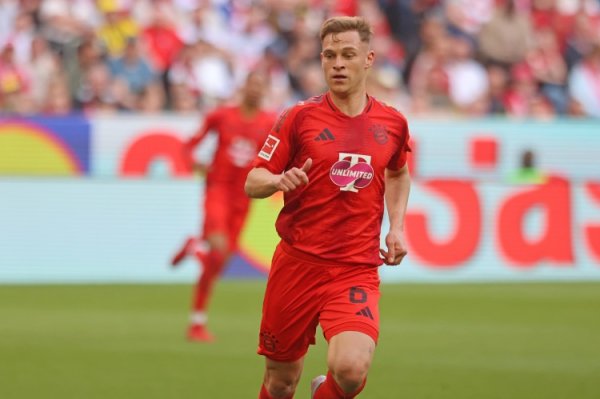 KIMMICH: 10 năm tham quan Bayern đến 8 Huấn luyện viên, thật tốt khi bước vào mùa giải mới với cùng một huấn luyện viên