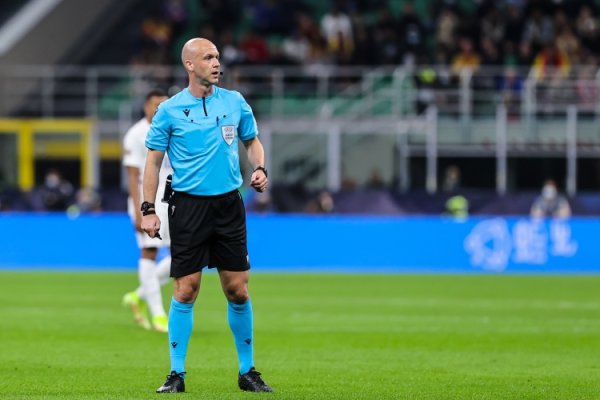 Taylor: VAR tạo ra nghịch lý “