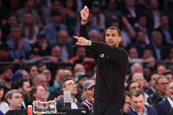 Chiến lược sử dụng Tháp Đôi? M