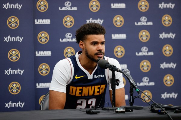 Adelman: Cameron Johnson bị đa