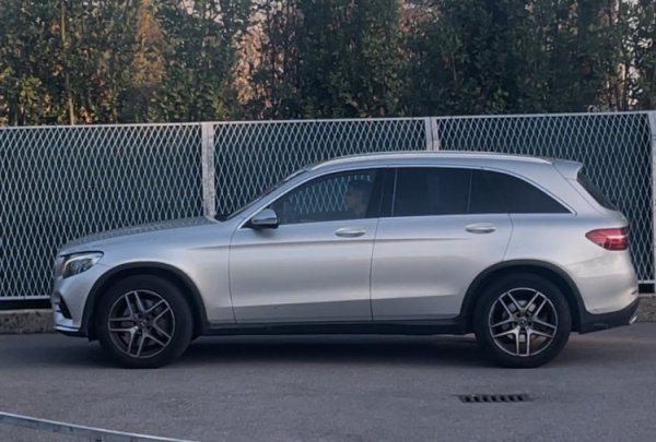 Phóng viên: Juric đã lái xe rờ