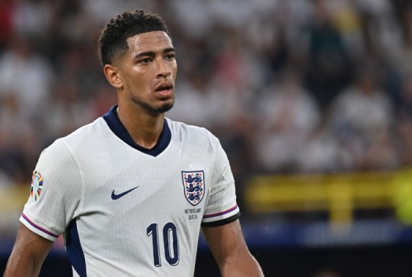 Carragher: Tuchel đối xử cứng 