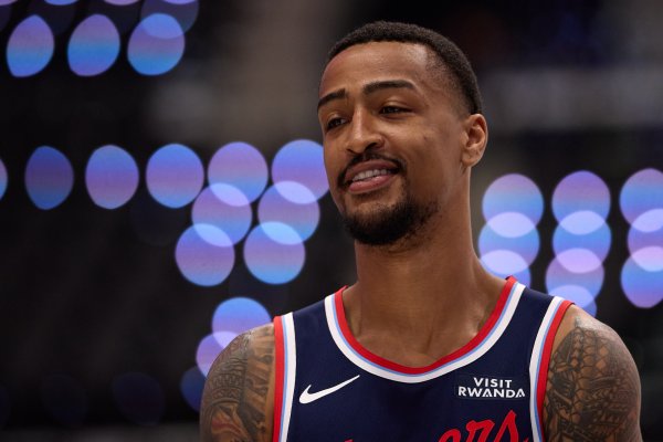 Mất mát lớn! Clippers đã giao dịch Powell, người có trung bình 25+ mỗi trận, lấy Collins và quyết đị