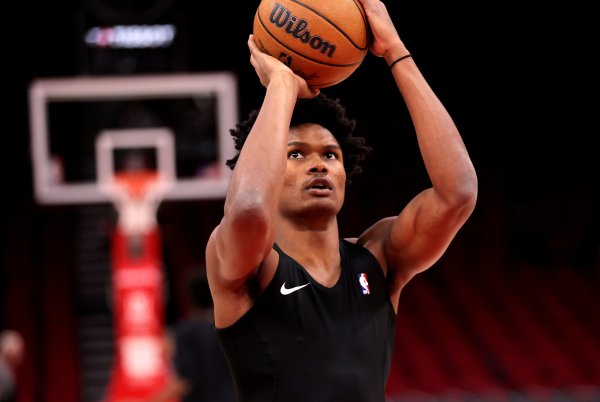 Huấn luyện viên Suns: Amen đã thể hiện rất tốt. Anh ta có thể vượt qua% 26 theo ý muốn và tốc độ của